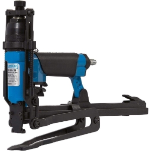 Beck America 11690 Long Magazine Plier Stapler, 1/2